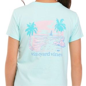 NWT vineyard vines tee